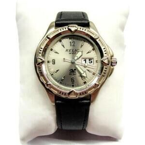 New RELIC wet Date Watch Analog Quartz Water resistant 50m New Battery